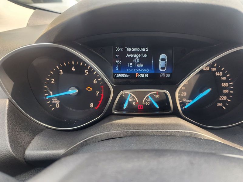 Thumbnail 5 of 2019 Ford Escape SE